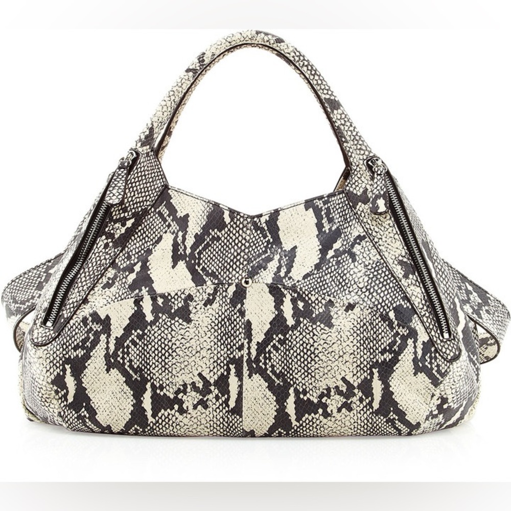 Charles Jourdan Snakeskin-patterned Handbag. ✨